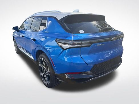 Used 2025 Chevrolet Equinox EV LT w/ Convenience Package II image 6