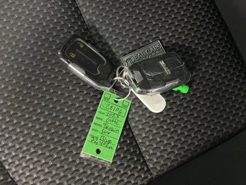 Used 2023 GMC Terrain SLE w/ LPO, Floor Liner Package AWD/4WD image 28