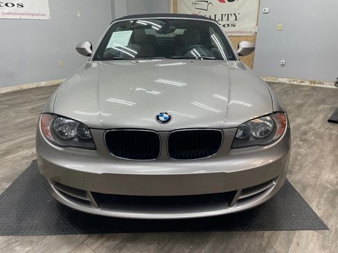 Used 2010 BMW 128i Convertible image 14