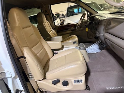 Used 2002 Ford F350 Lariat AWD/4WD image 10