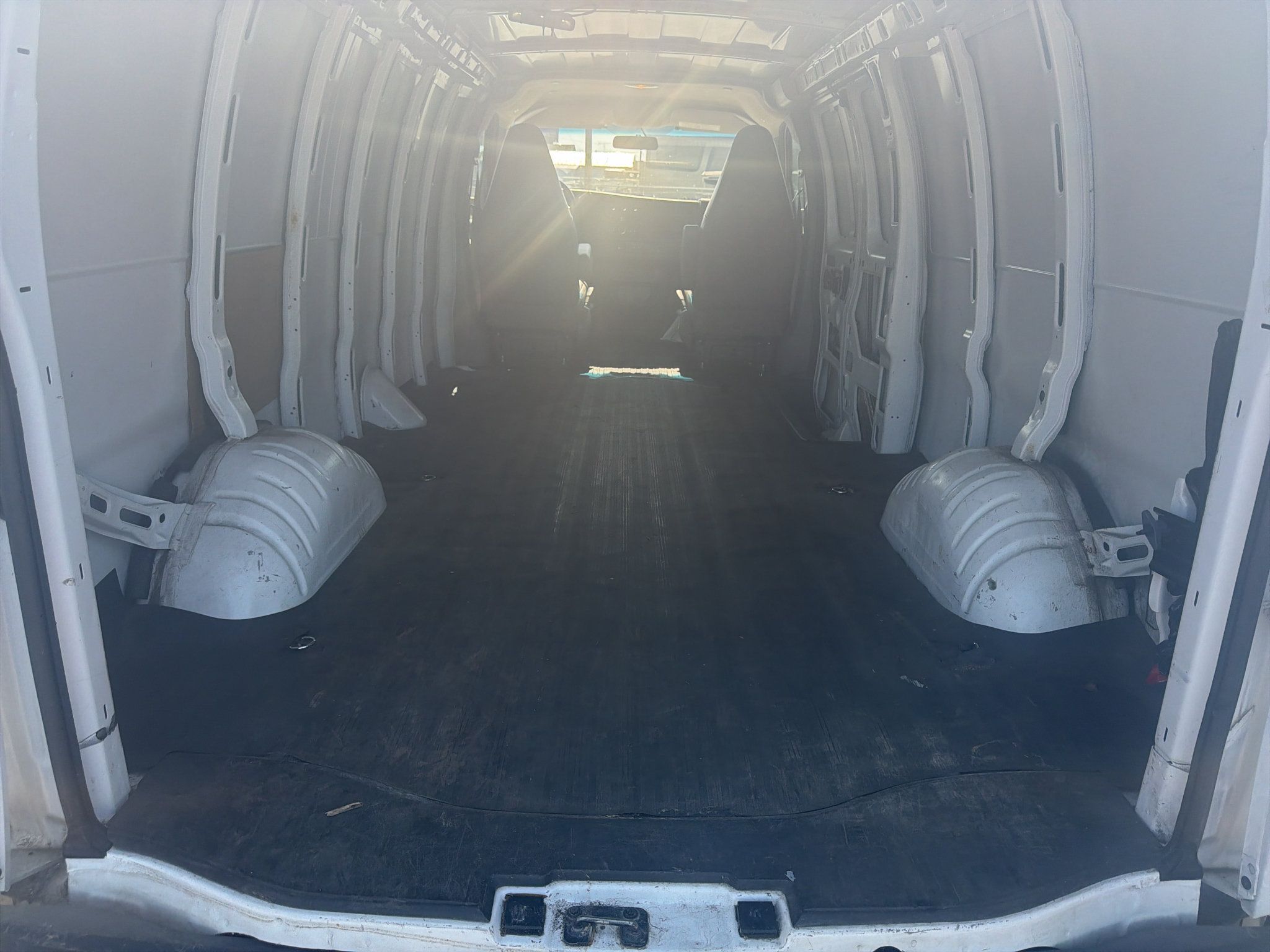 Used 2022 Chevrolet Express 2500 Extended w/ Driver Convenience Package RWD image 9