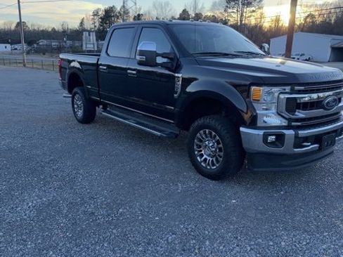 Used 2020 Ford F350 XLT w/ XLT Premium Package image 4