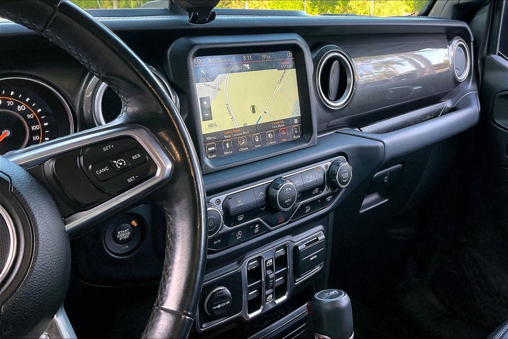 Used 2019 Jeep Wrangler Unlimited Sahara AWD/4WD image 10