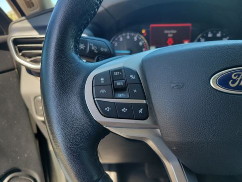 Used 2021 Ford Explorer Limited w/ Equipment Group 301A image 29