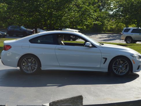 Used 2015 BMW 428i Coupe image 12