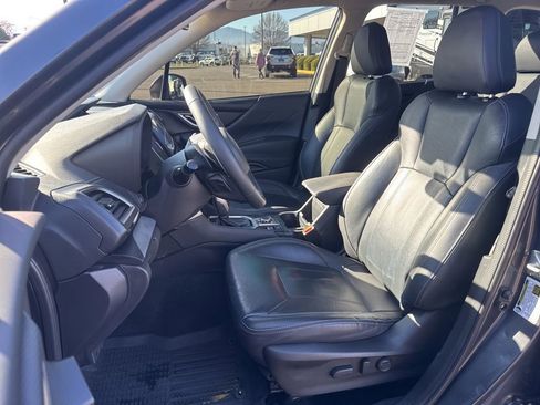 Used 2021 Subaru Forester Limited image 10