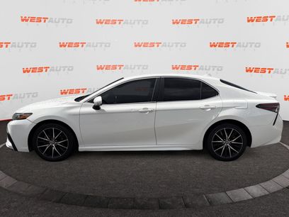 Used 2021 Toyota Camry SE w/ Convenience Package