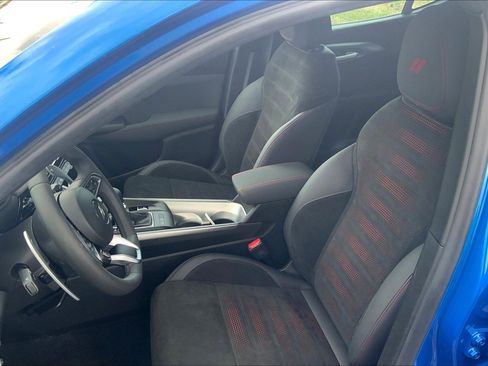 New 2024 Dodge Hornet R/T Plus image 9