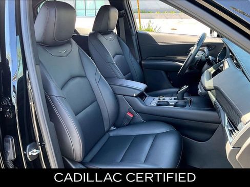 Used 2023 Cadillac XT4 Sport w/ Cold Weather Package FWD image 9
