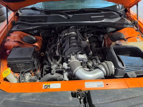 Used 2014 Dodge Challenger R/T Plus RWD image 9