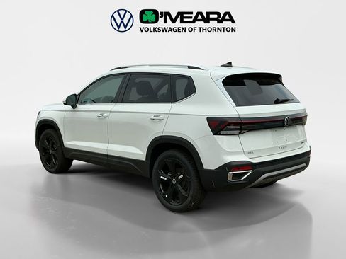 New 2025 Volkswagen Taos SEL image 3