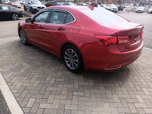 Used 2020 Acura TLX image 4