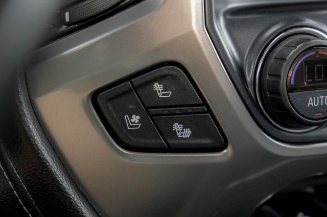 Used 2018 Chevrolet Silverado 1500 LTZ w/ Sport Package AWD/4WD image 23