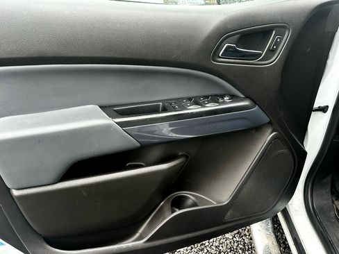 Used 2016 Chevrolet Colorado Z71 image 4