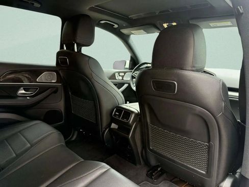 Used 2020 Mercedes-Benz GLE 350 w/ Premium Package image 9