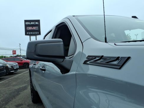 Used 2024 Chevrolet Silverado 1500 LT Trail Boss w/ Convenience Package II AWD/4WD image 9