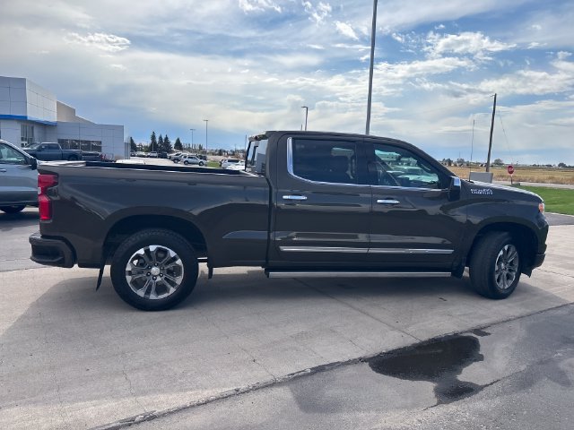 Certified 2023 Chevrolet Silverado 1500 High Country w/ Technology Package AWD/4WD image 2