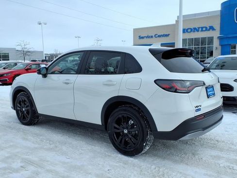 Certified 2026 Honda HR-V Sport image 7
