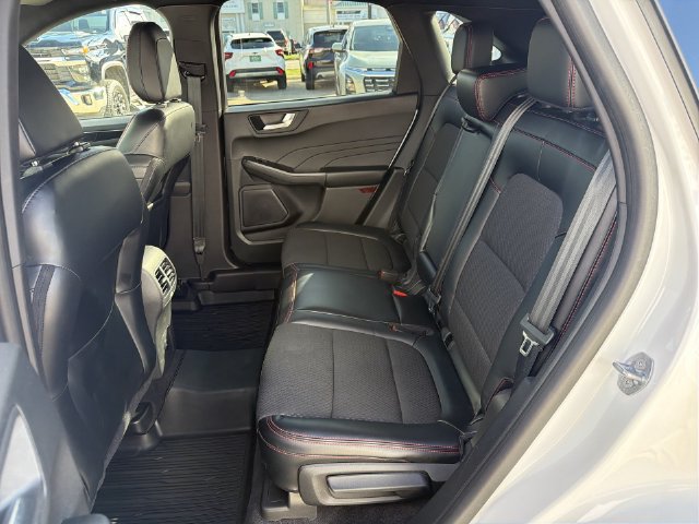Used 2023 Ford Escape ST-Line w/ Tech Pack #1 FWD image 31
