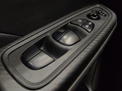 Used 2024 Nissan Versa SV FWD image 26
