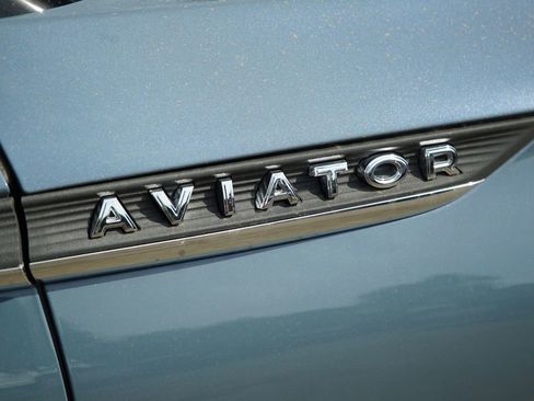 New 2026 Lincoln Aviator AWD image 30