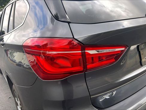 Used 2022 BMW X1 xDrive28i w/ Convenience Package AWD/4WD image 29