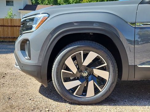 New 2026 Volkswagen Atlas Cross Sport SEL image 29