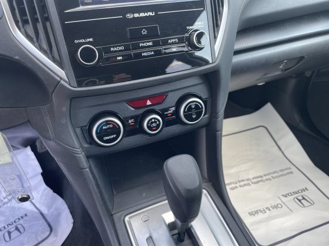 Used 2020 Subaru Crosstrek 2.0i AWD/4WD image 21