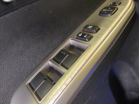 Used 2014 Toyota Camry SE image 27