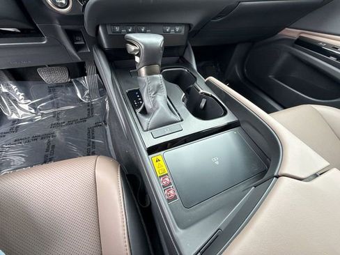 Certified 2025 Lexus ES 350 w/ Premium Package FWD image 21