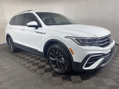 Used 2024 Volkswagen Tiguan SE