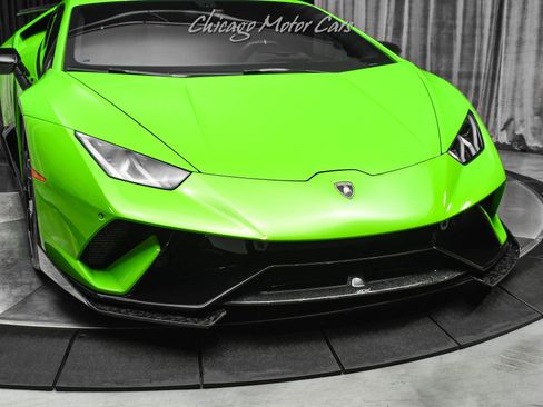Used 2018 Lamborghini Huracan Performante image 44