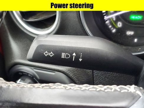 Certified 2022 Jeep Wrangler Unlimited Sahara w/ Cold Weather Group image 14