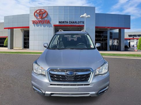 Used 2017 Subaru Forester 2.5i Premium image 3