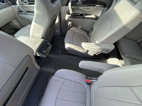 Used 2017 Buick Enclave Leather w/ Trailering Package image 12