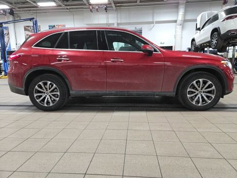 Certified 2025 Mercedes-Benz GLC 300 4MATIC image 2