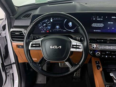 Used 2025 Kia Telluride SX Prestige X-Line image 18