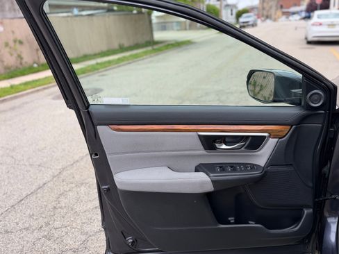 Used 2019 Honda CR-V EX image 16