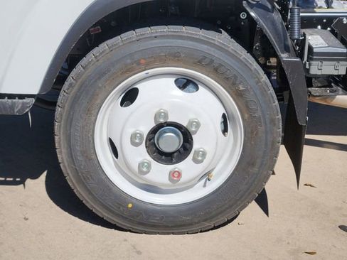 New 2025 Chevrolet Low Cab Forward 5500XG RWD image 15