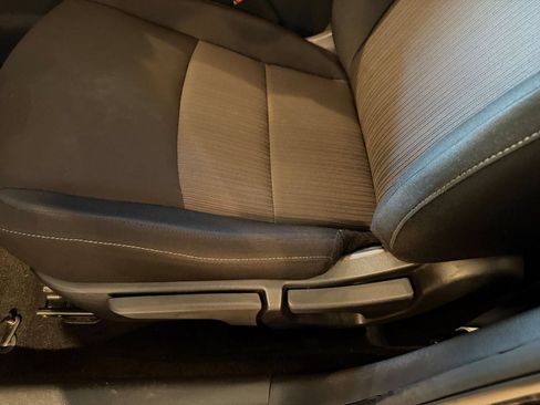 Used 2025 Nissan Sentra SV FWD image 22