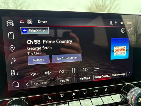 New 2025 GMC Canyon Elevation w/ Convenience Package image 27