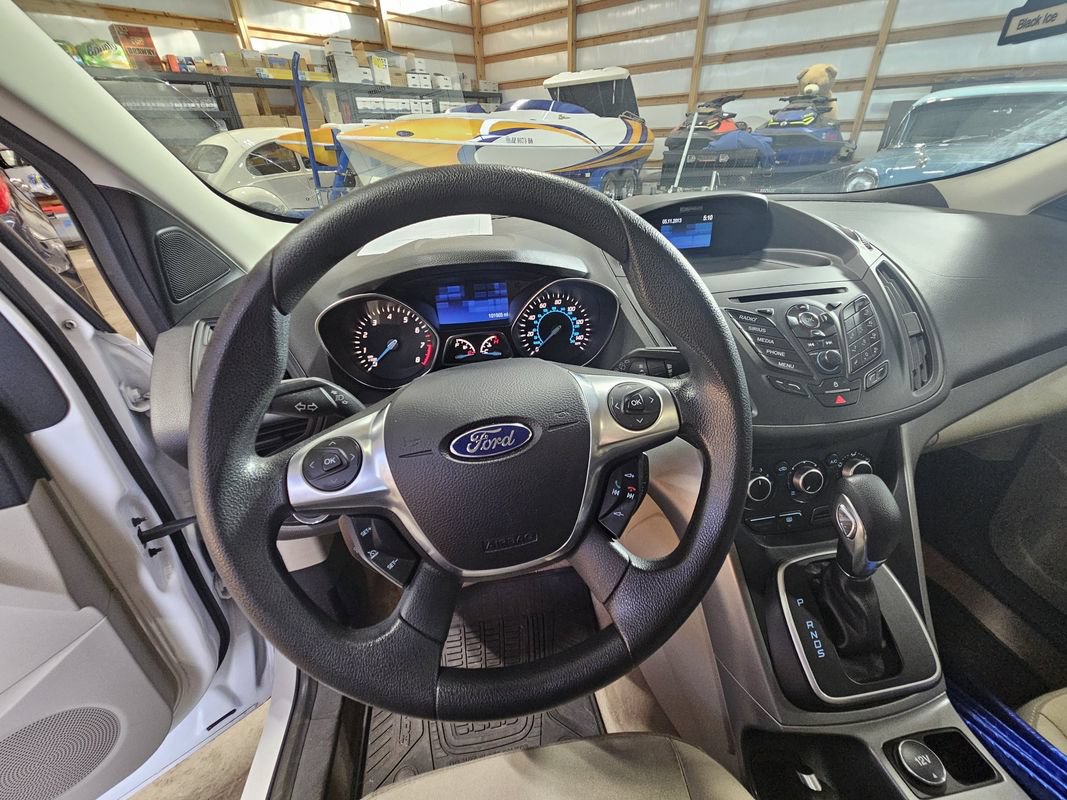 Used 2013 Ford Escape SE FWD image 14