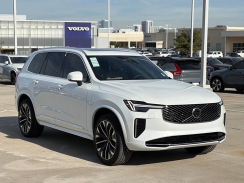 New 2026 Volvo XC90 B6 Ultra w/ Protection Package image 4