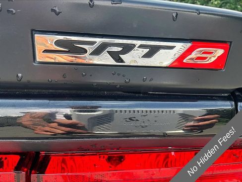Used 2009 Dodge Challenger SRT8 w/ SRT Option Group II RWD image 8