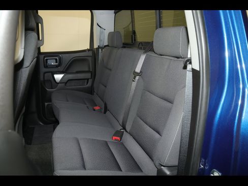 Used 2018 Chevrolet Silverado 1500 LT w/ All Star Edition image 29