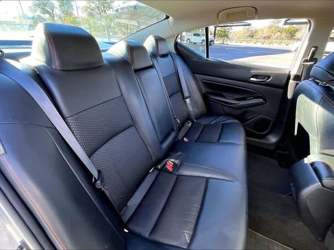 Used 2024 Nissan Altima 2.5 SR image 18