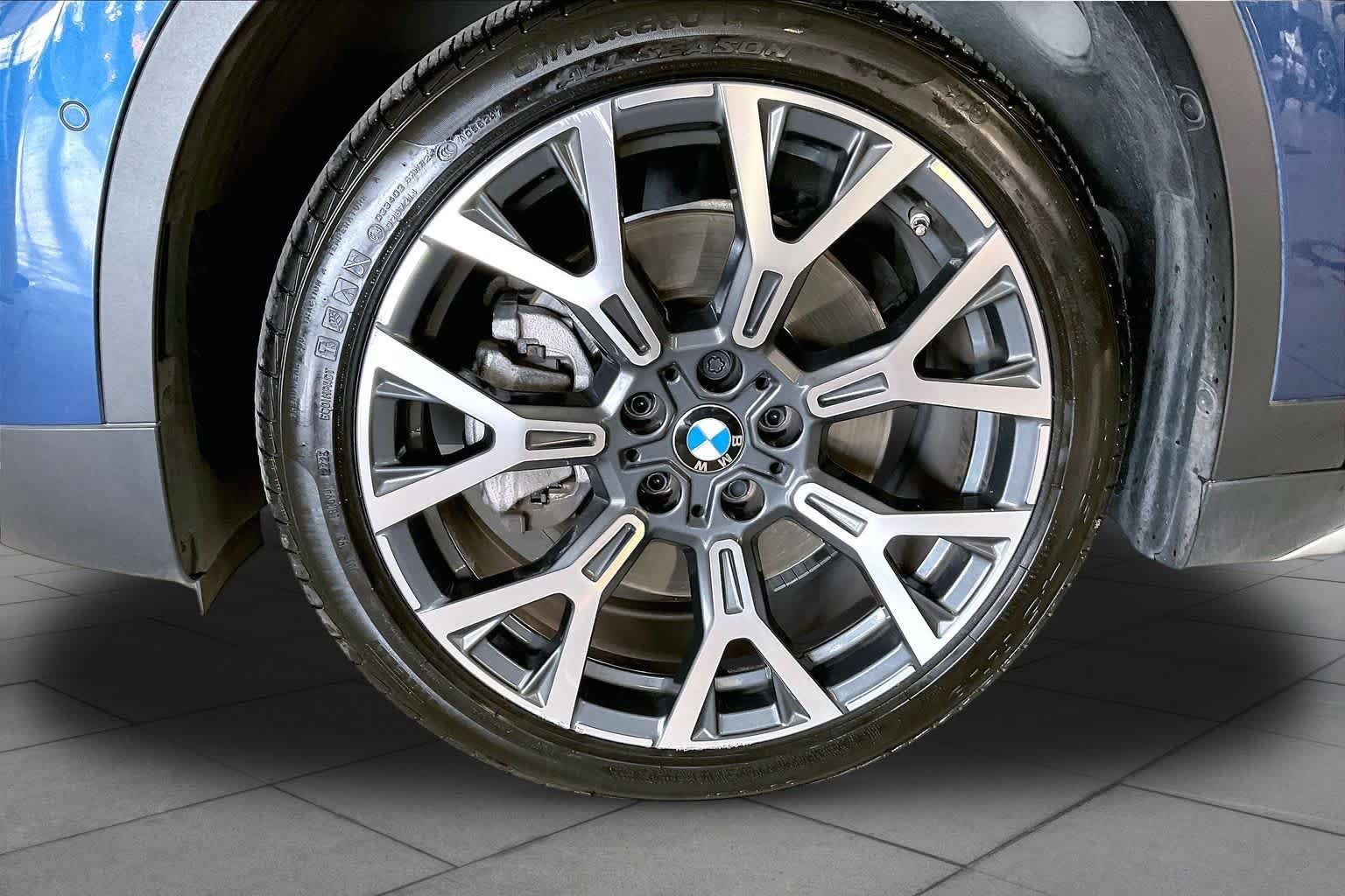 Used 2022 BMW X1 xDrive28i w/ Convenience Package AWD/4WD image 10