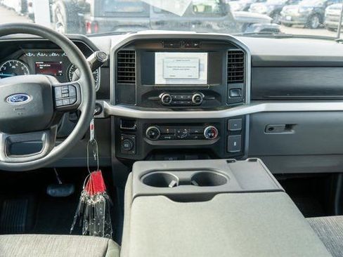 Used 2023 Ford F150 XLT AWD/4WD image 12