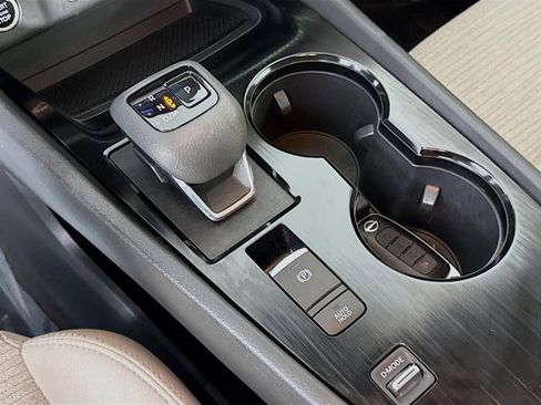 Certified 2023 Nissan Rogue SV image 18