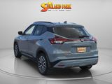 Used 2023 Nissan Kicks SR image 3